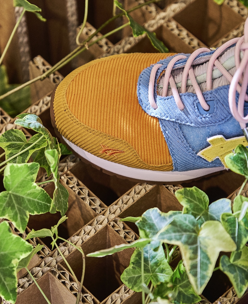 atmos 新宿店にて、“ASICS x SeanWotherspoon x atmosGEL-LYTE III OG 