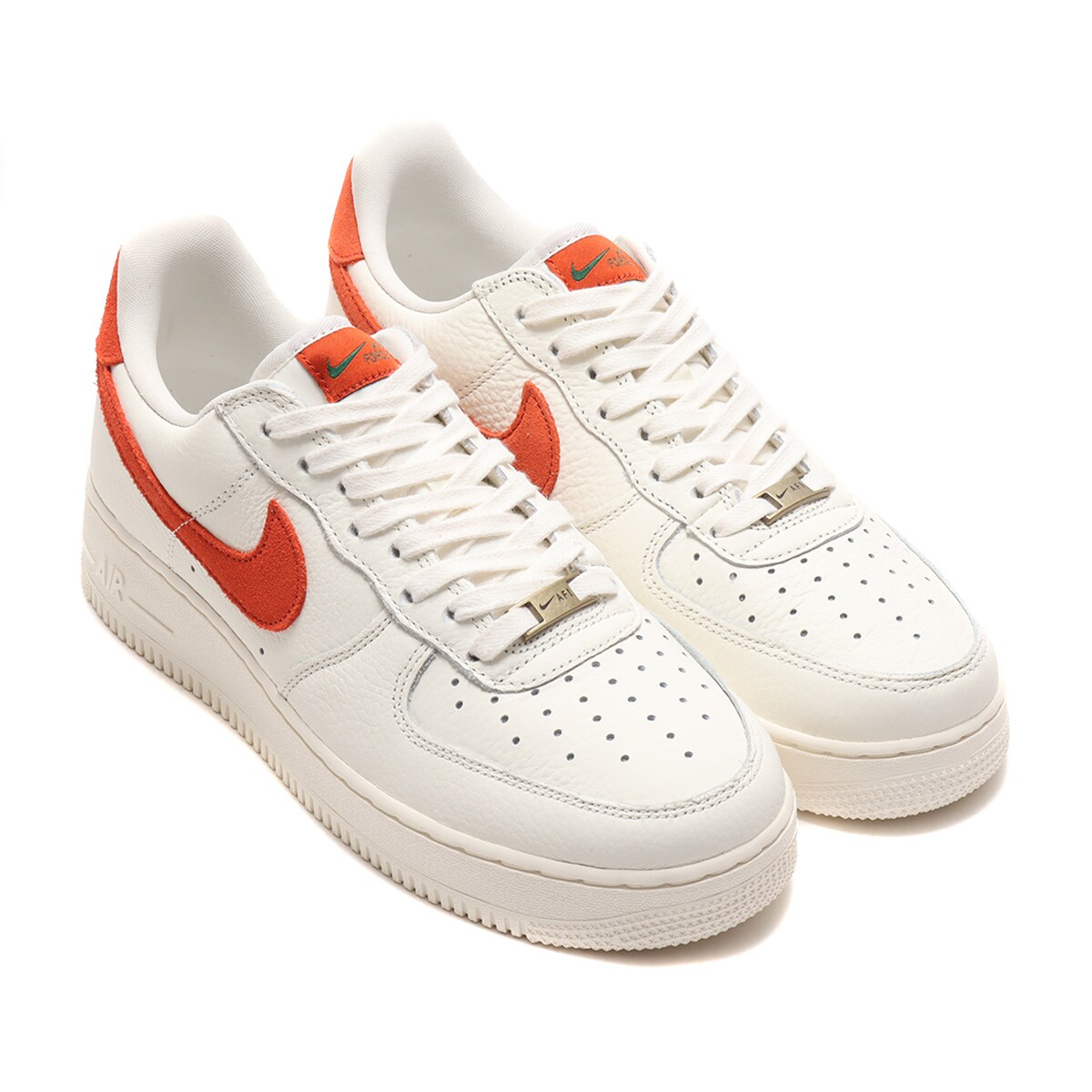 名作NIKE AIR FORCE 1にラグジュアリーなテイストを吹き込んだ 名作NIKE AIR FORCE 1にラグジュアリーなテイストを吹き込んだ