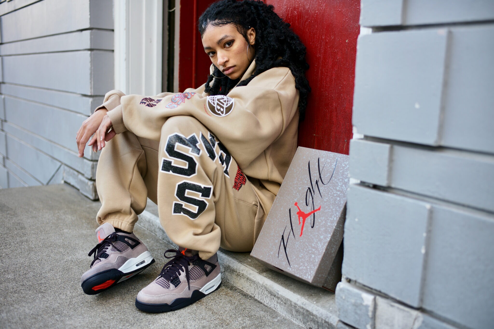 2/27(SAT)よりTHE NETWORK BUSINESS Sweat Hoodie, Pant “Taupe