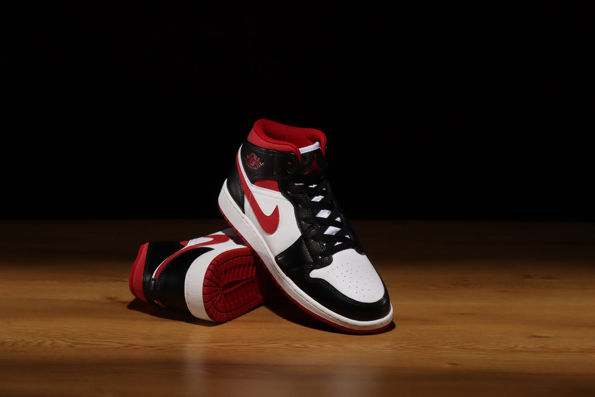 【NIKE AIR JORDAN 1 MID/NIKE AIR JORDAN 1 MID GS】WEB抽選方法について…