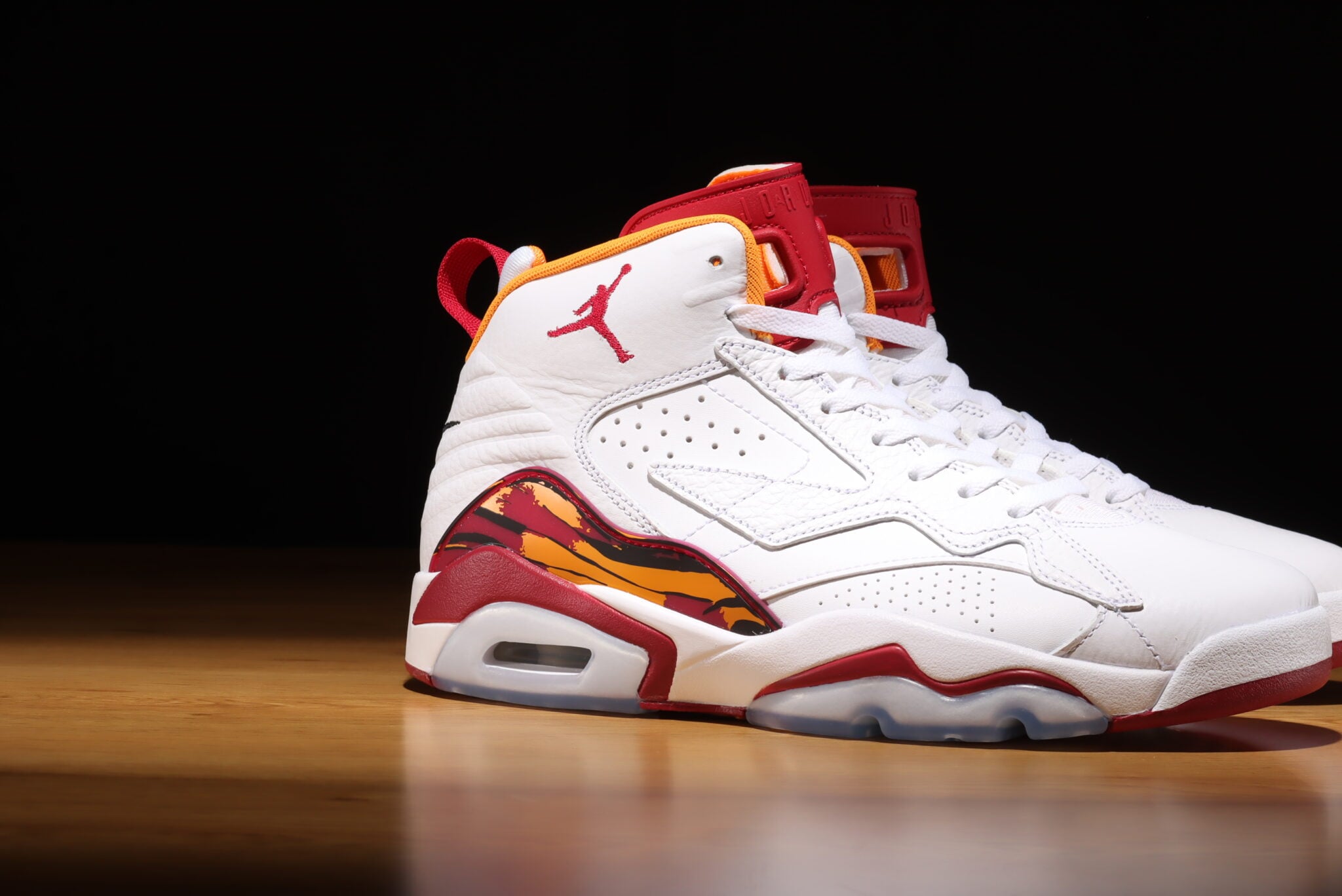 JORDANシリーズのレガシーをマッシュアップしたシグネチャー